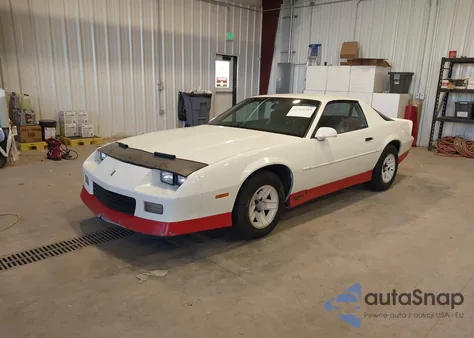 1990 Chevrolet Camaro Rs z USA, uszkodzony, nr VIN 1G1FP23E7LL103761